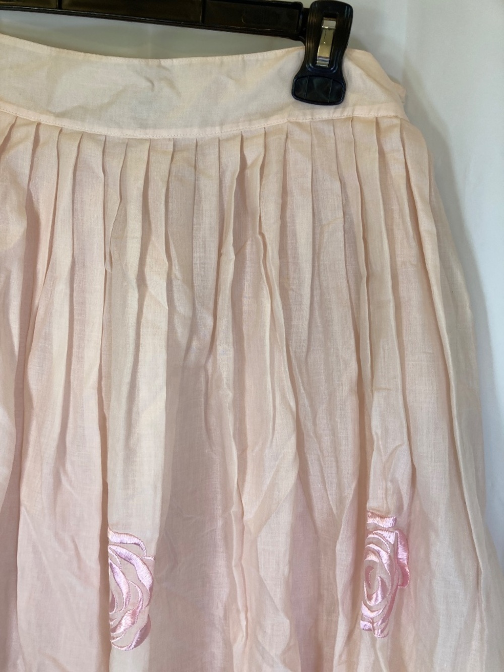 Banana Republic Skirt Sz 8 Pink Embroidered Floral Pleated Spring 2006 - Picture 9 of 15